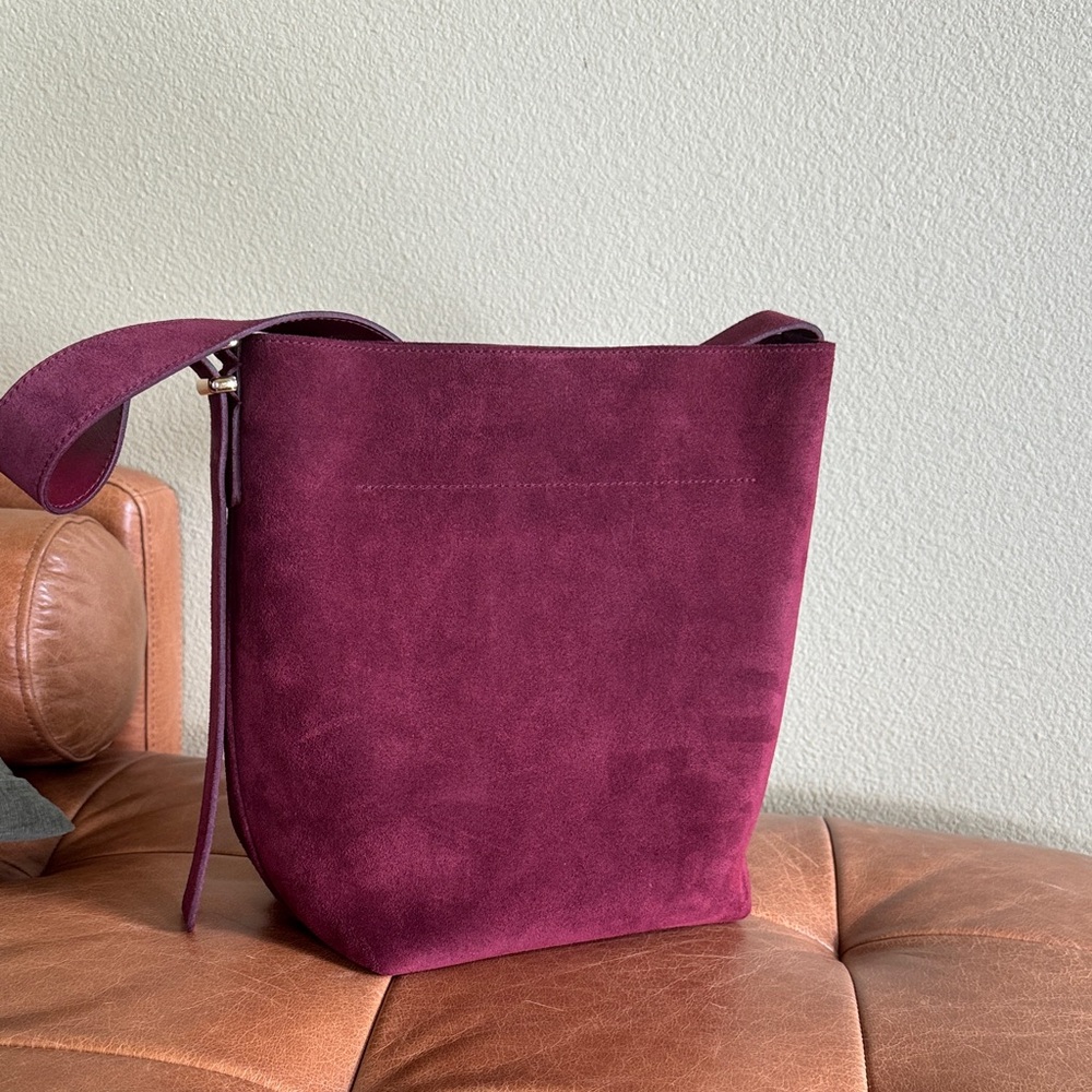 Madewell Medium Essential Bucket tote suede burgundy NWT